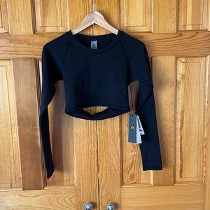 NWT - Black MonoB performance fashion activewear